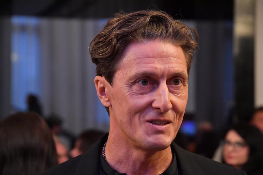 «Не стесняются выходить в таком состоянии»: Виталий Бородин обратил внимание на вид мужа Глюкозы