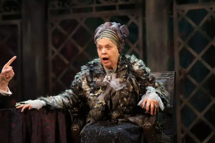 89-летней Валентине Талызиной потребовалась срочная помощь врачей: известен диагноз