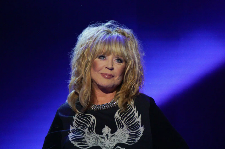 «Не могу преодолеть барьер»: Пугачева объяснила, почему не вернется на сцену