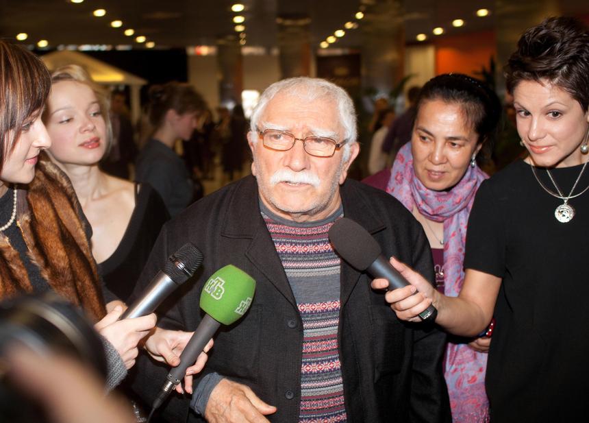 «Завязалась драка»: сын Джигарханяна раскрыл подробности нападения в Лас-Вегасе