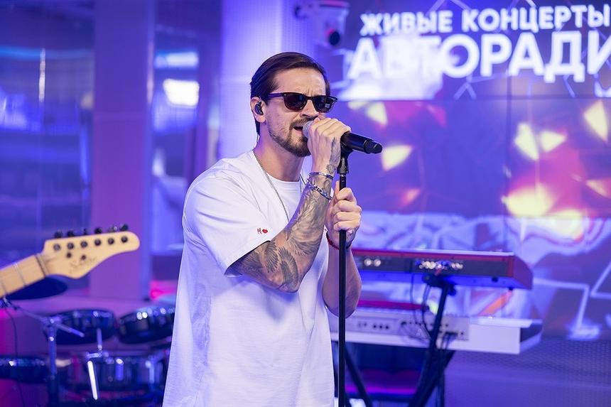 Певец Миша Марвин рассказал о том, как создавался дуэт с Валерией