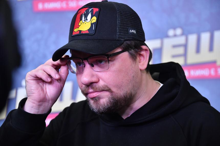 «Чувствовала себя королевой»: мама Гарика Харламова произвела фурор на свадьбе сына