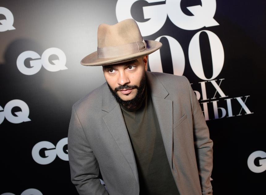 «Она не чемодан»: мать Тимати объяснила, почему он не взял Алену Шишкову в семейное путешествие к океану