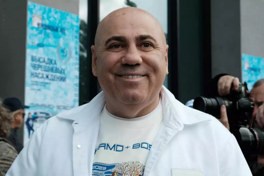 «Получил бы в рыло»: Иосиф Пригожин осудил провокатора, обматерившего Максима Галкина*