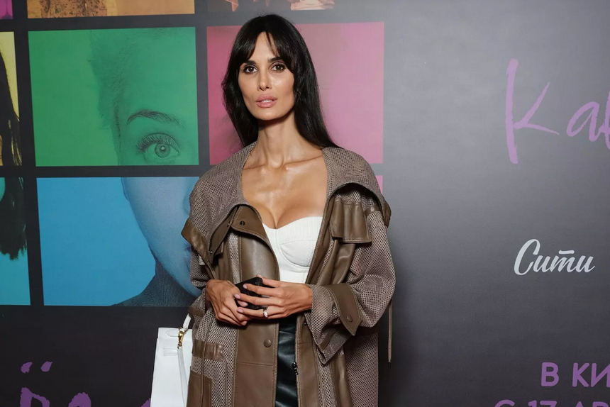 Бывшая жена Павла Мамаева высмеяла его за увеличение алиментов на 623 рубля