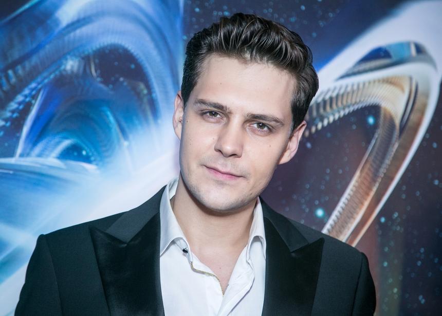 «Как идет отцовство»: Милош Бикович снялся с маленьким сыном на курорте