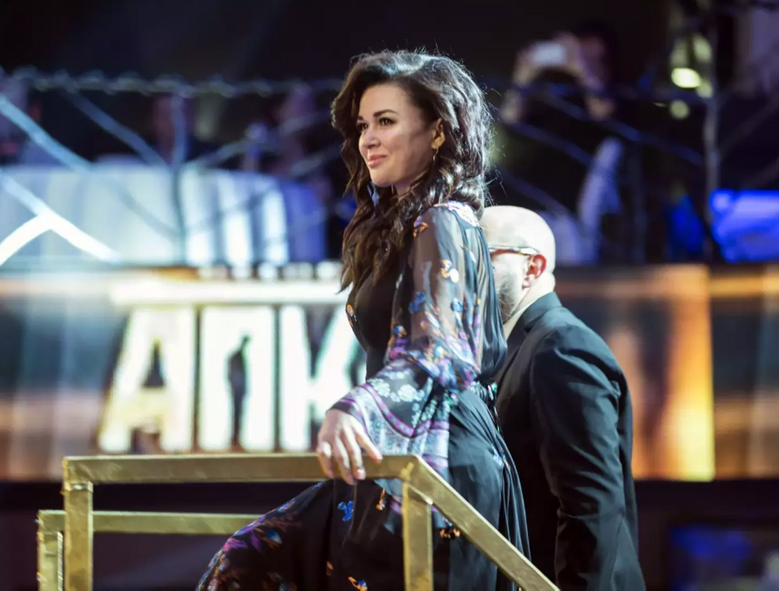 Родные Анастасии Заворотнюк рассказали историю создания одного из ее фото