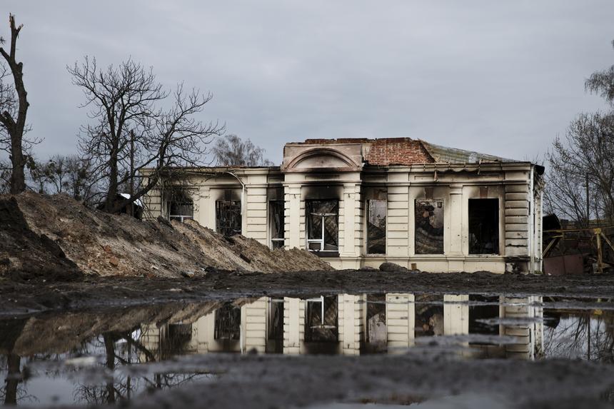 Поиски длились почти неделю: ушедшего из дома пятилетнего мальчика нашли мертвым в заброшенной усадьбе