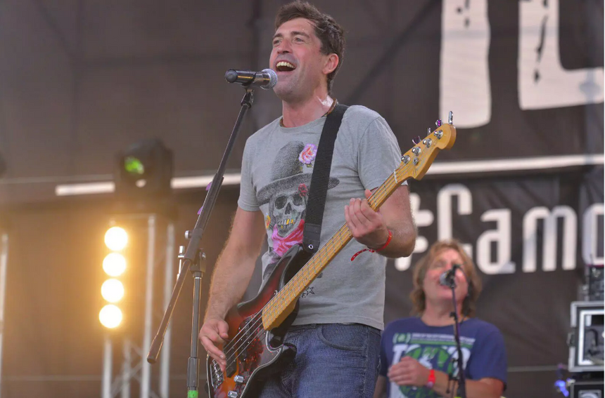 Музыкант Максим Покровский* обжаловал в Верховном суде статус иноагента