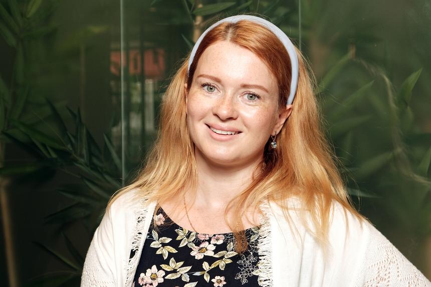 Перестала скрывать дочерей: актриса Екатерина Копанова впервые вышла в свет с тремя детьми