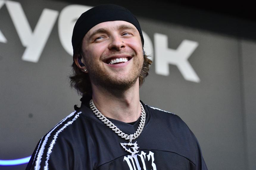 «Моя красивая бывшая»: Егор Крид записал совместное видео с Валей Карнавал