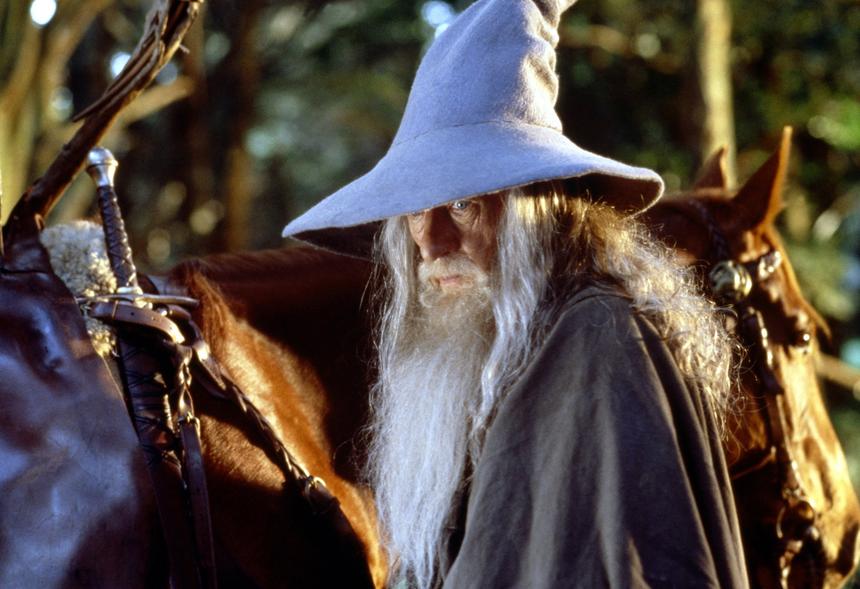 «Им лучше поторопиться»: 85-летний актер Иэн МакКеллен планирует вернуться к роли Гэндальфа