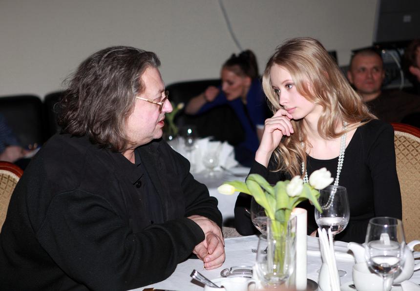 «Не странно ли это?»: сын Градского заявил, что за кражу 100 млн у Коташенко сел родственник ее работника