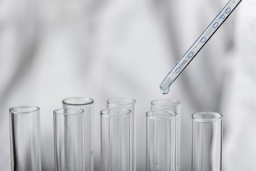 Следов средства от мух не найдено: эксперты проверили кровь погибшей после ужина пельменями девочки