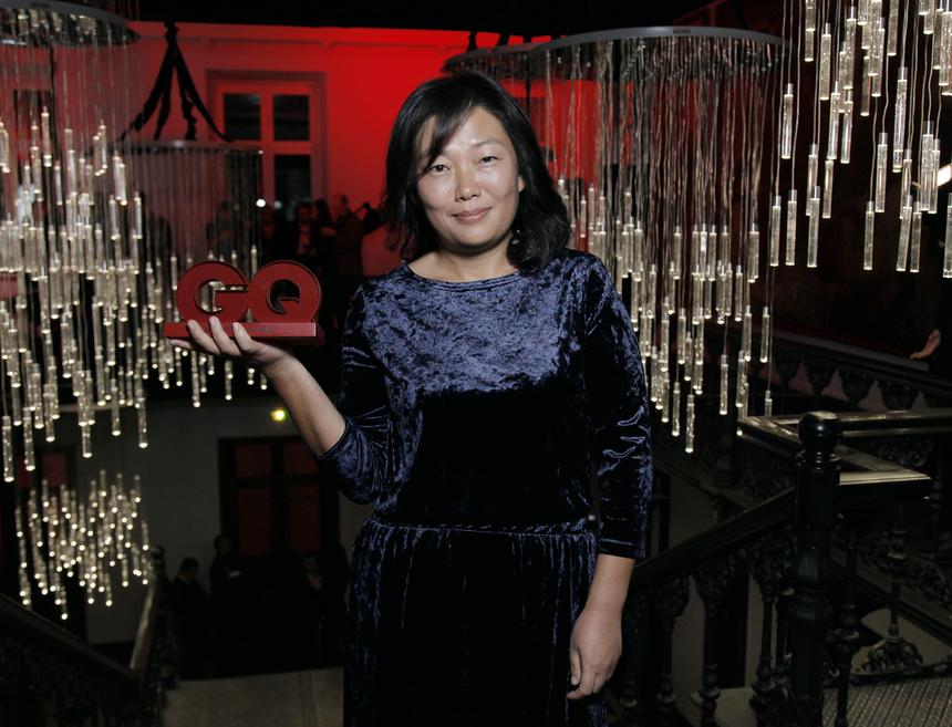 «Может, сменить пол?»: Владислав Бакальчук опубликовал пост в адрес жены с ее фотографией