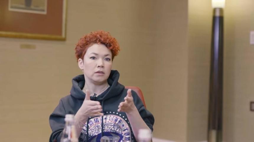 Звезда КВН улетела с мужем из России