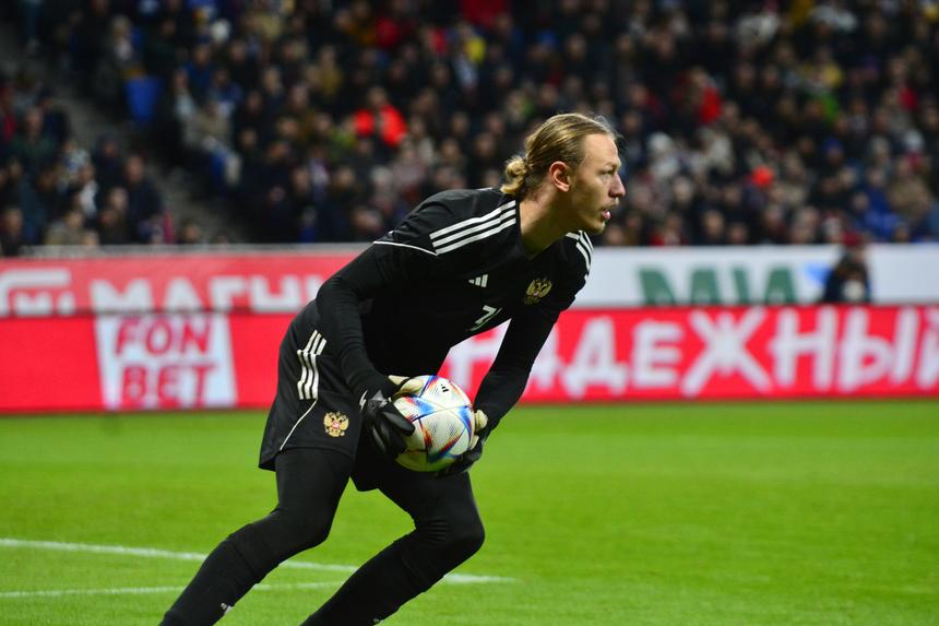 Из-за долга по алиментам: вратарь ПСЖ Матвей Сафонов не приедет на октябрьские сборы в Россию