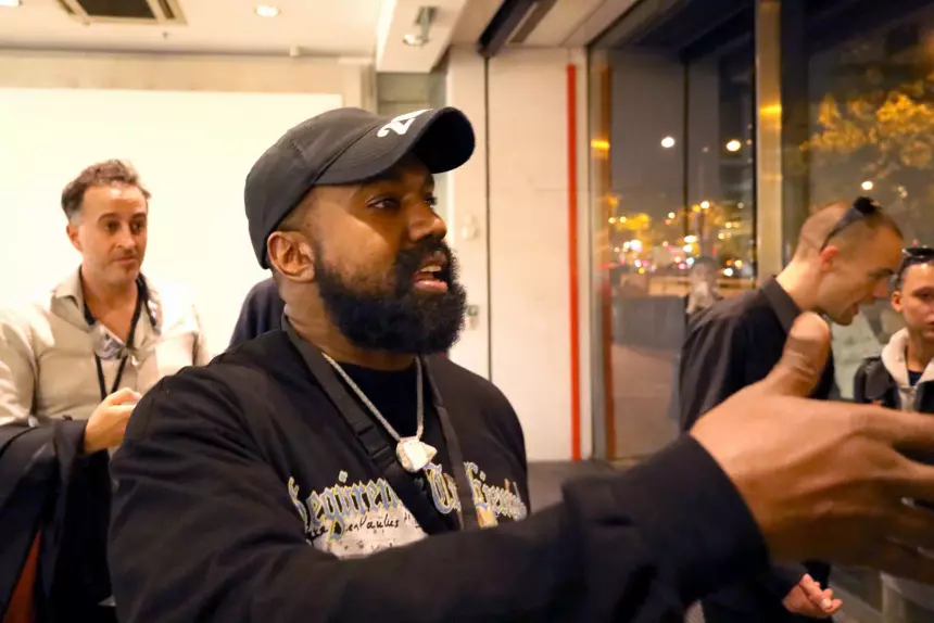 «Удержать свою аудиторию»: Канье Уэст на концерте в Китае сделал неожиданное заявление