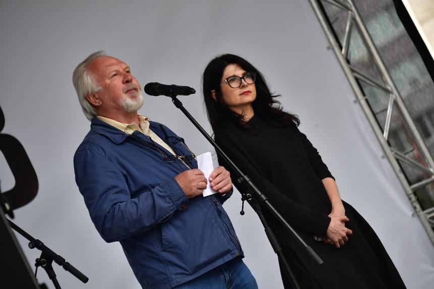 Члена СПЧ Еву Меркачеву попросили выступить в роли свахи