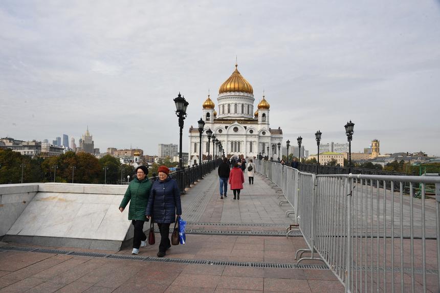 37-летний москвич устроил погром в лавке храма Христа Спасителя и не смог объяснить свой поступок