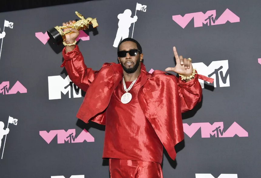 «То погладит, то по спинке побьет»: P. Diddy хотел усыновить мальчика из Казахстана