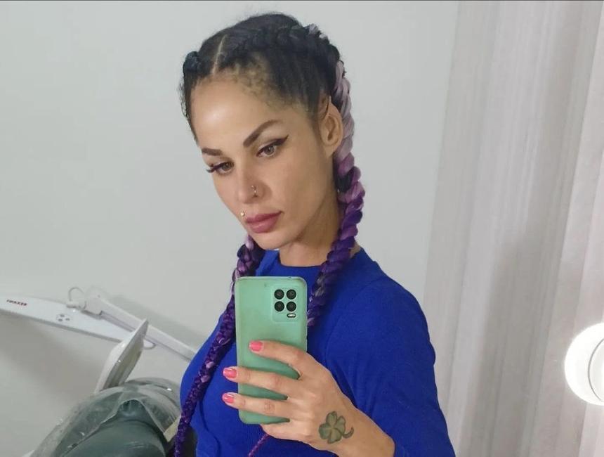 Узнала, что ее отправят в рехаб: пропавшая экс-обладательница самых больших губ РФ употребляла наркотики