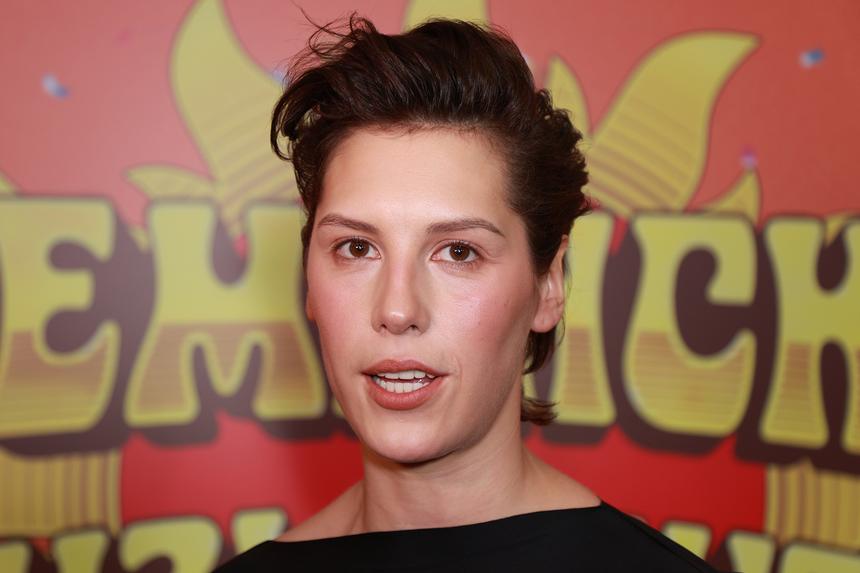 «Для кого-то я буду всю жизнь бездарной, тупой идиоткой»: Горбачева раскрыла отношение к критике