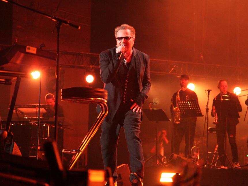 Увидел в соцсетях и предложил главную роль: девятилетняя танцовщица снялась в клипе Владимира Преснякова