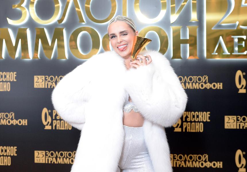 Ханна продемонстрировала готовность к отпуску, поделившись эффектными кадрами