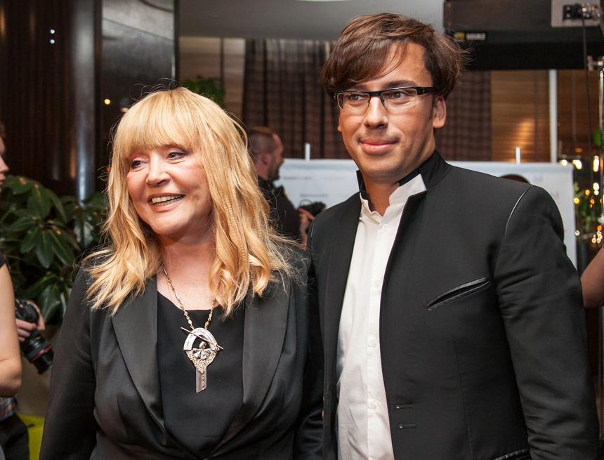 «Генетический материал ближайшей подруги»: кто является родной матерью детей Пугачевой и Галкина*