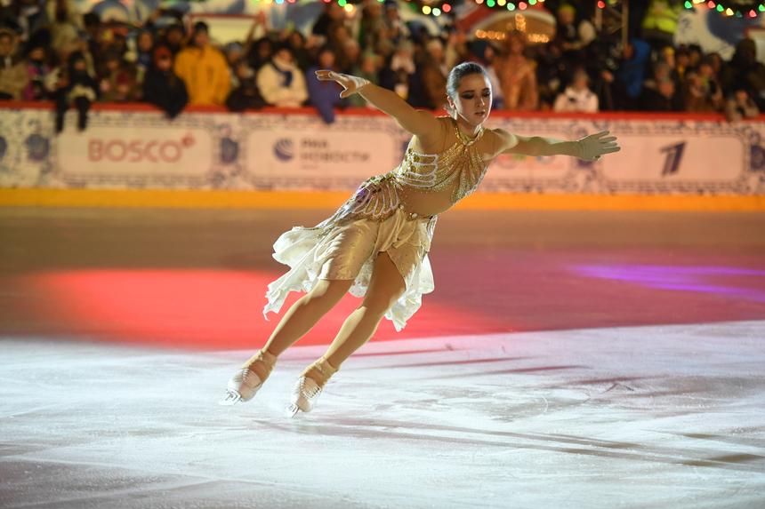 «Я знаю, что многие ждут ее»: Татьяна Навка поддержала объявившую о возвращении в спорт Камилу Валиеву