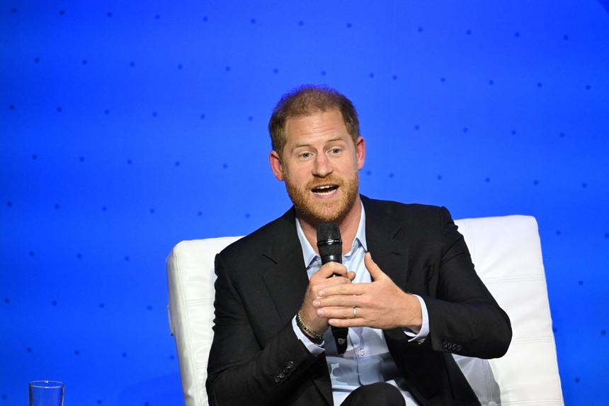 Принц Гарри впервые за 6 лет может встретить Рождество вместе с королевской семьей