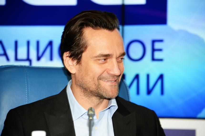 «Мне этих людей жаль»: Дмитрий Миллер высказался про уехавших из России звезд