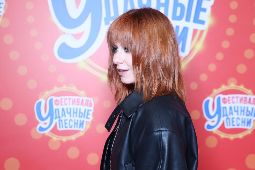 «Всякое бывало»: Юлия Савичева рассказала о кризисах в браке