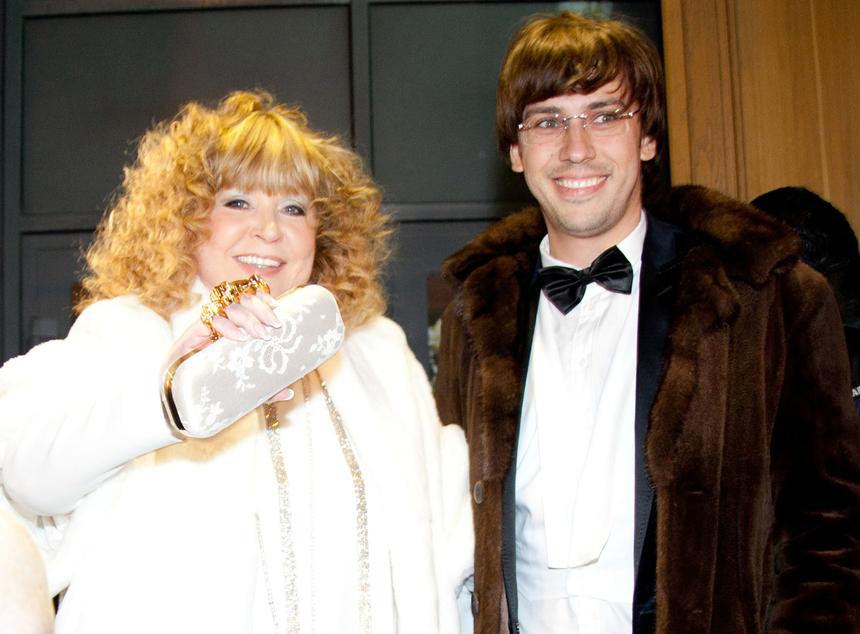 «Как черт из табакерки»: фотограф Родин рассказал, как Галкин* добивался Пугачевой