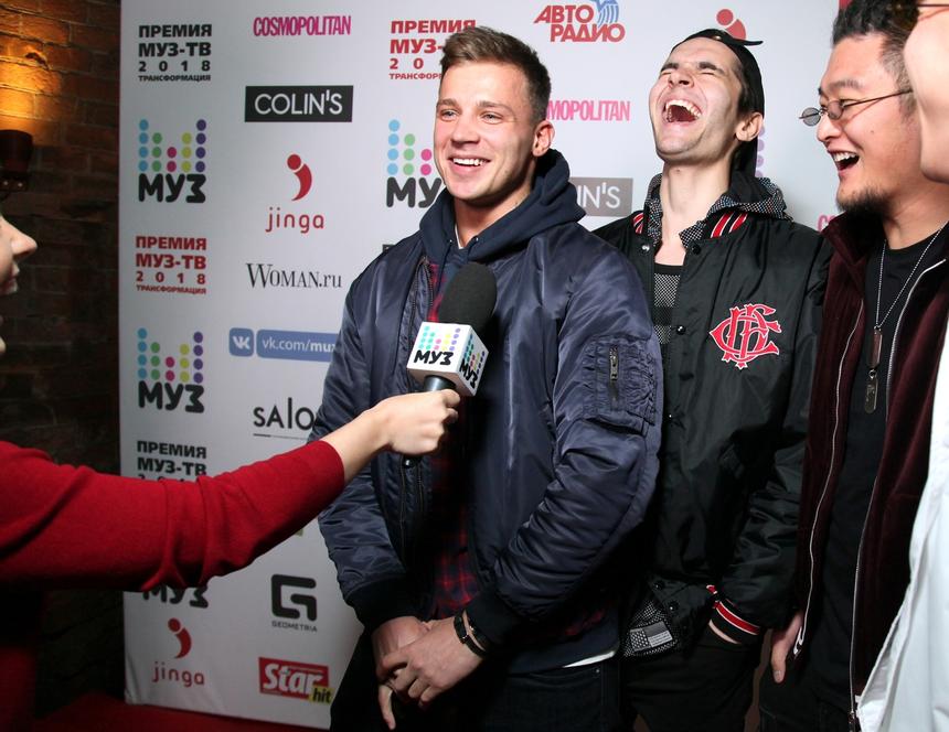 «Ты кто такой? Как тебя звать?»: Александр Серов унизил возлюбленного Бузовой в эфире шоу