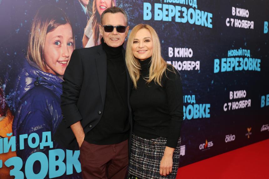 «9 дней, как некого назвать папой»: дочь и вдова Левкина трогательно почтили память артиста