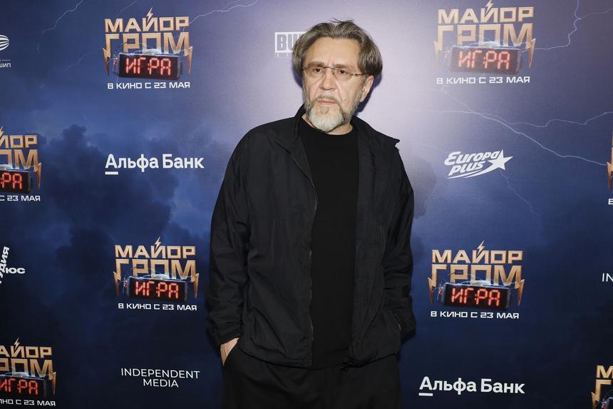 «Ко мне никакого отношения не имеют»: Сергея Шнурова удивил вопрос о варенье и ароматических свечах в райдере