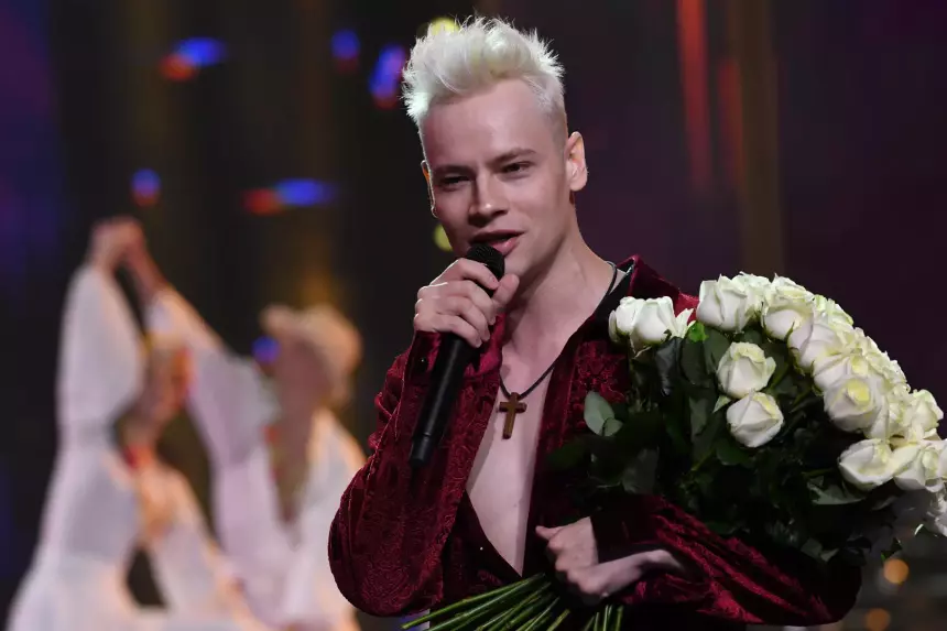 Собирается вновь жениться? В Сети обсуждают скорую помолвку певца SHAMAN