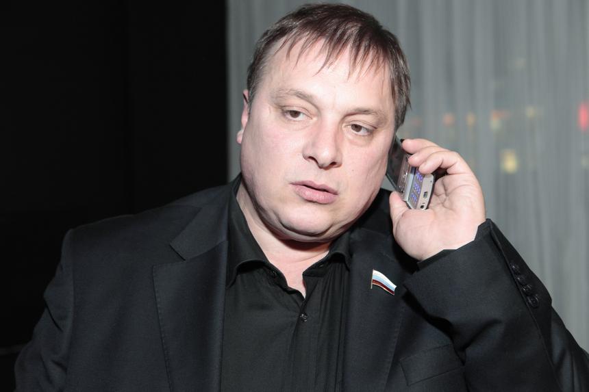 Продюсер Андрей Разин подал иск к РАО из-за песни «Розовый вечер»