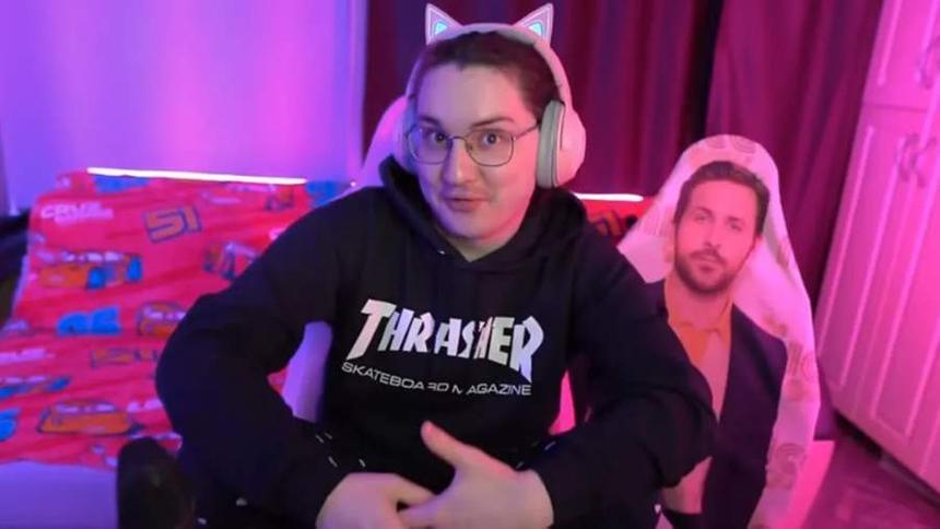 Тело известного российского блогера нашли под окнами многоэтажки: подробности случившегося