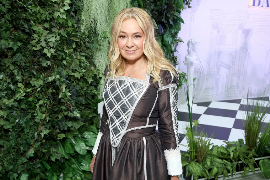 «На шоу свое сводила бы»: Яна Рудковская придумала развлечения для журналиста Такера Карлсона