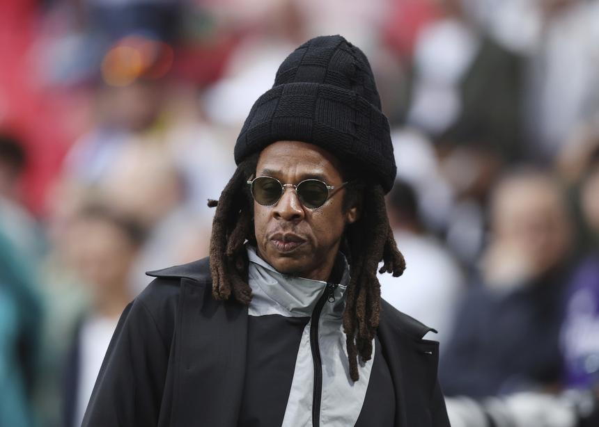 Заставили подписать соглашение: рэпера Jay-Z обвинили в изнасиловании 13-летней девочки