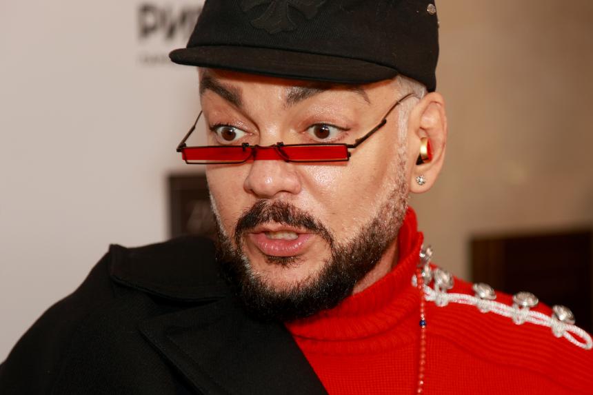 «Неблагодарный человек, даже слышать про нее не хочу»: Филипп Киркоров «обрушился» на Настю Ивлееву