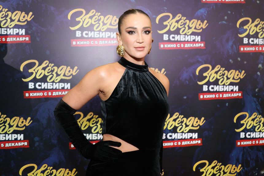 Ольга Бузова назвала «нелюдями» тех, кто комментирует суицид экс-мужа Седоковой