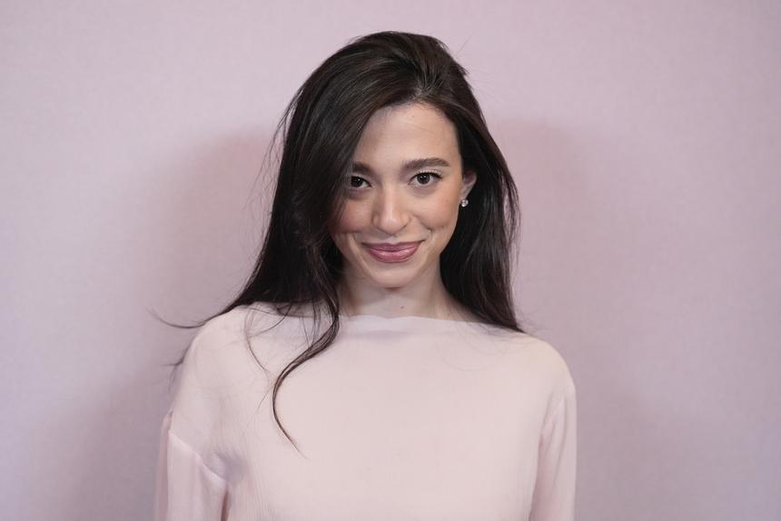 Звезда «Аноры» Майки Мэдисон рассказала об изучении русского языка для съемок