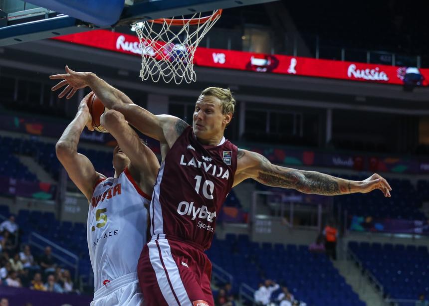 Раскрыта судьба оставшейся в США собаки покойного баскетболиста Яниса Тиммы