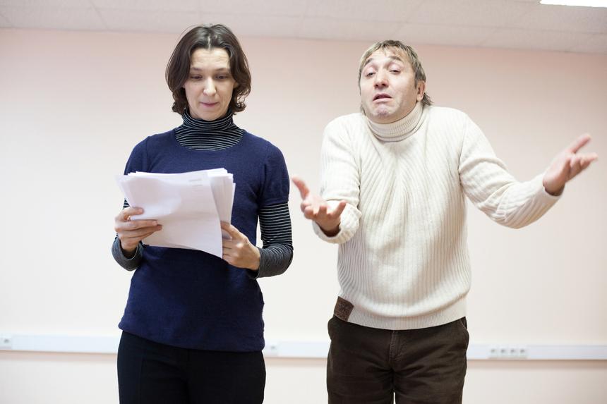 Актер из «Ускоренной помощи» Олег Акулич рассказал о финансовых трудностях