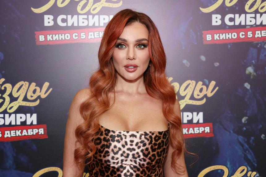 «У меня пока не получается жить»: Анна Седокова вышла на связь из больницы