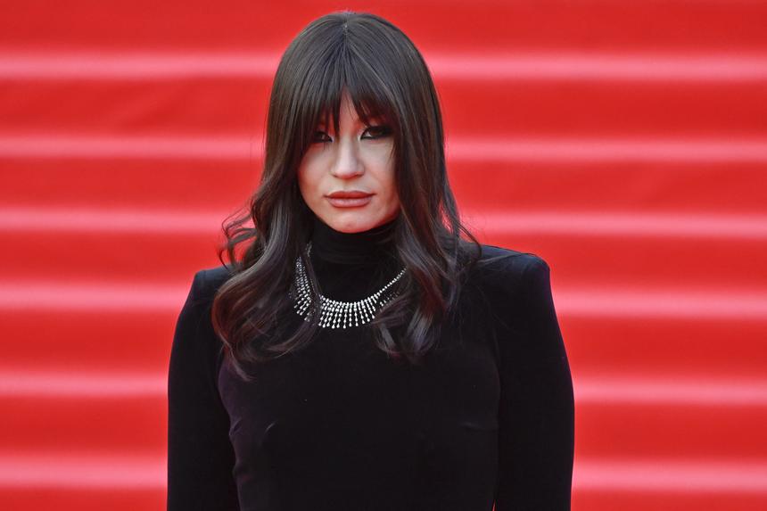 «Ура, снова невеста!»: телеведущая Ида Галич выходит замуж во второй раз